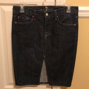 7 For all mankind denim skirt size 27